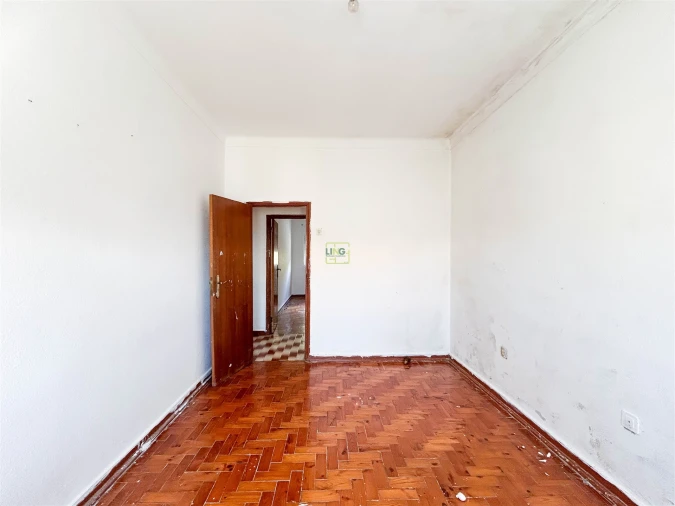 Apartamento T3 para Venda em Covilhã e Canhoso Foto 17