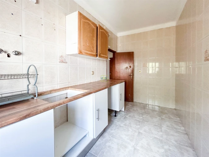 Apartamento T3 para Venda em Covilhã e Canhoso Foto 5