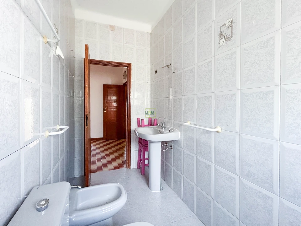 Apartamento T3 para Venda em Covilhã e Canhoso Foto 8