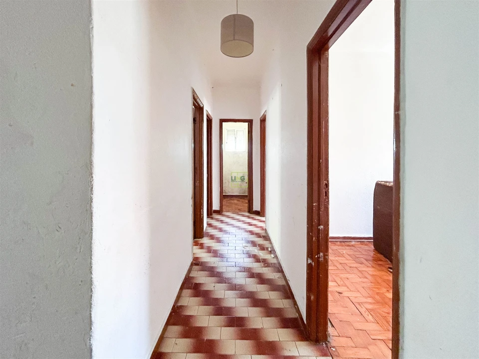 Apartamento T3 para Venda em Covilhã e Canhoso Foto 3