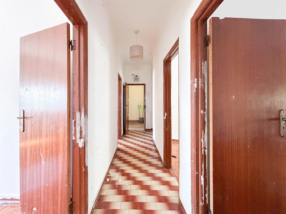 Apartamento T3 para Venda em Covilhã e Canhoso Foto 25
