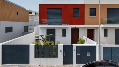 Moradia T3 para Venda em Alcabideche