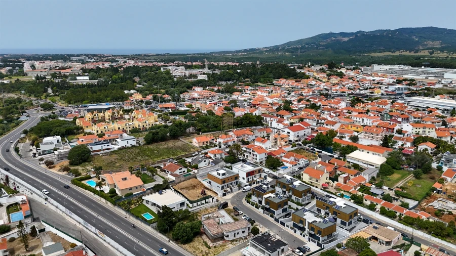 Moradia T3 para Venda em Alcabideche Foto 31