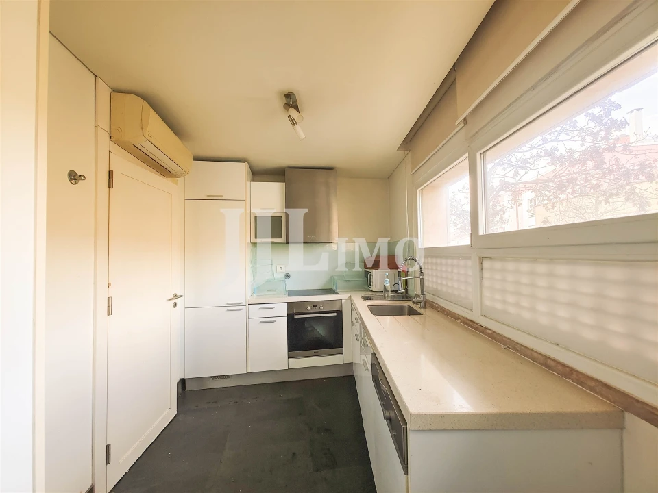 Apartamento T1 para Arrendamento em Belém Foto 18