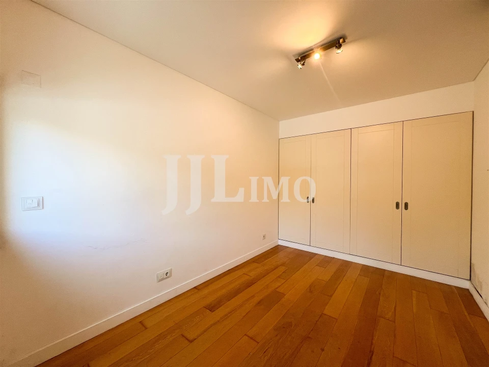 Apartamento T1 para Arrendamento em Belém Foto 15