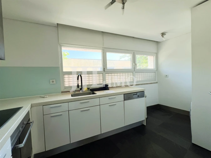 Apartamento T1 para Arrendamento em Belém Foto 11