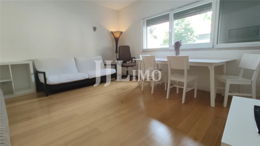 Apartamento T1 para Arrendamento em Belém Foto 3