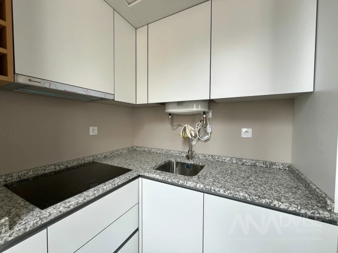 Apartamento T1 para Arrendamento em Viseu Foto 7