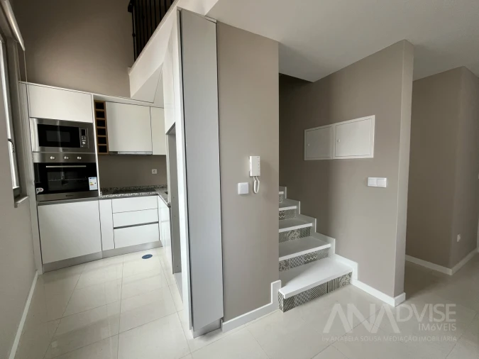 Apartamento T1 para Arrendamento em Viseu Foto 3