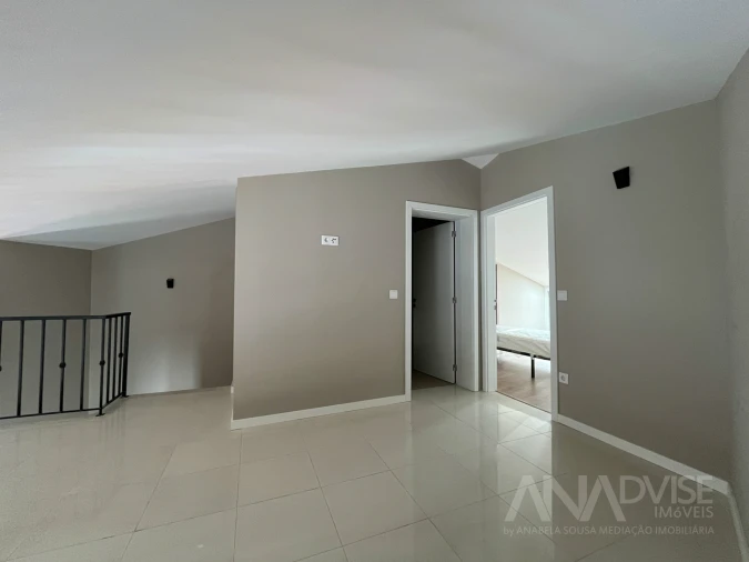Apartamento T1 para Arrendamento em Viseu Foto 23
