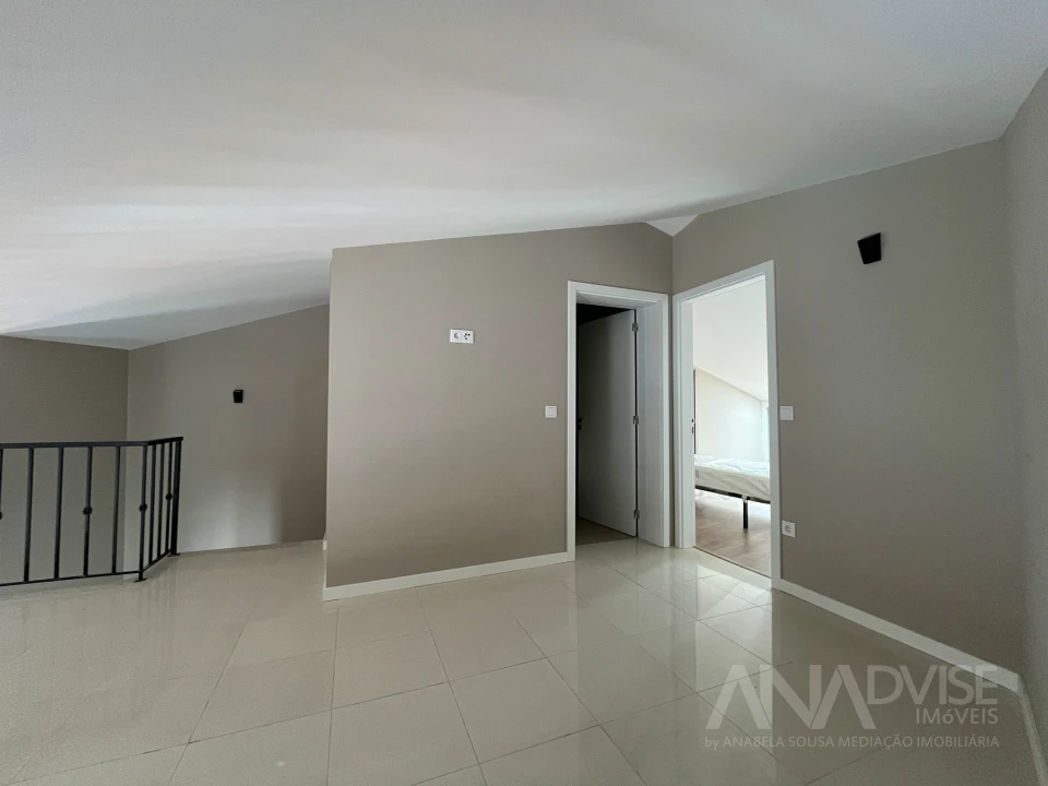 Apartamento T1 para Arrendamento em Viseu Foto 23