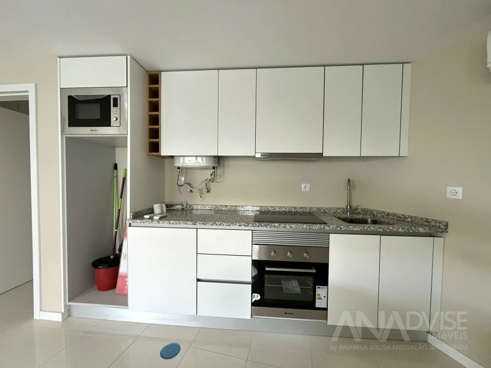 Apartamento T1 para Arrendamento em Viseu Foto 8