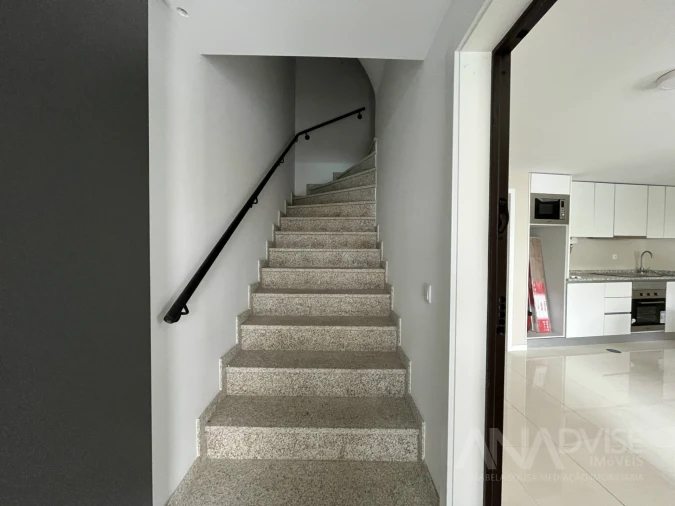 Apartamento T1 para Arrendamento em Viseu Foto 17
