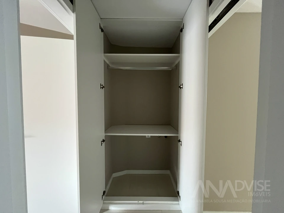 Apartamento T2 para Arrendamento em Viseu Foto 15