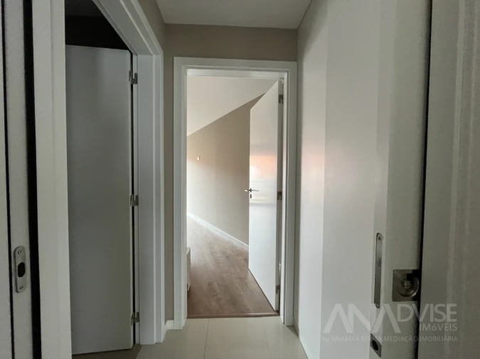 Apartamento T2 para Arrendamento em Viseu Foto 12