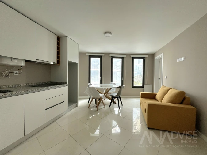 Apartamento T2 para Arrendamento em Viseu Foto 4