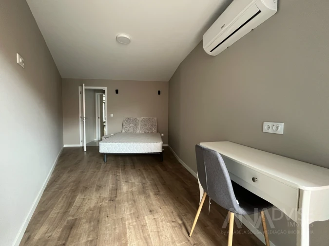 Apartamento T2 para Arrendamento em Viseu Foto 17