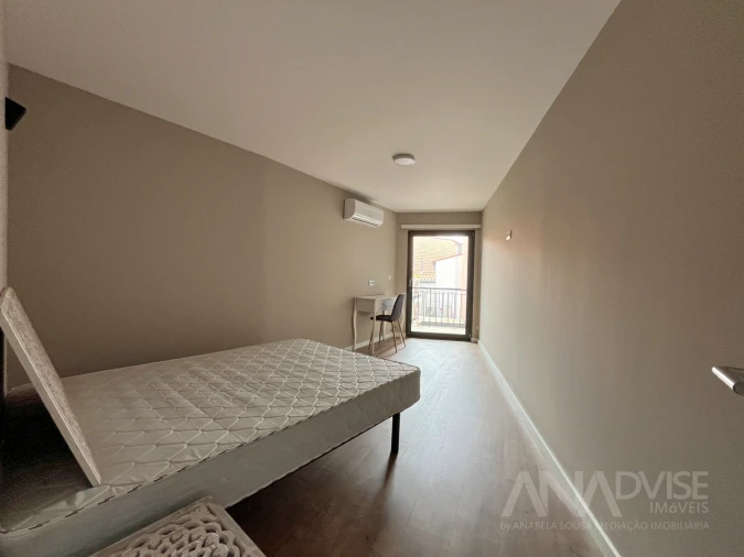 Apartamento T2 para Arrendamento em Viseu Foto 16