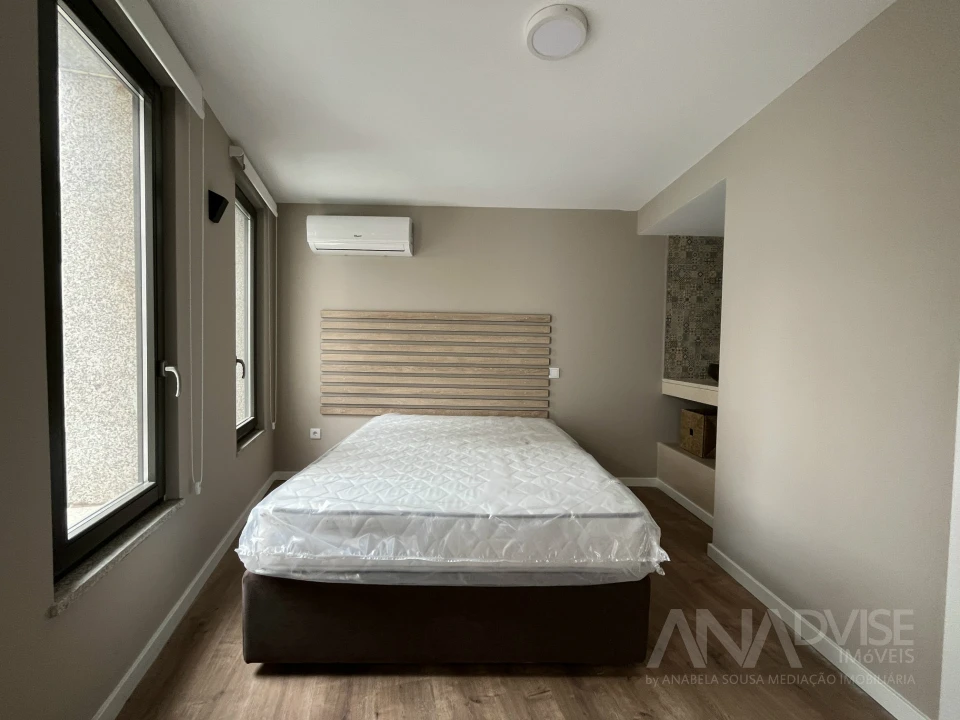 Apartamento T2 para Arrendamento em Viseu Foto 6