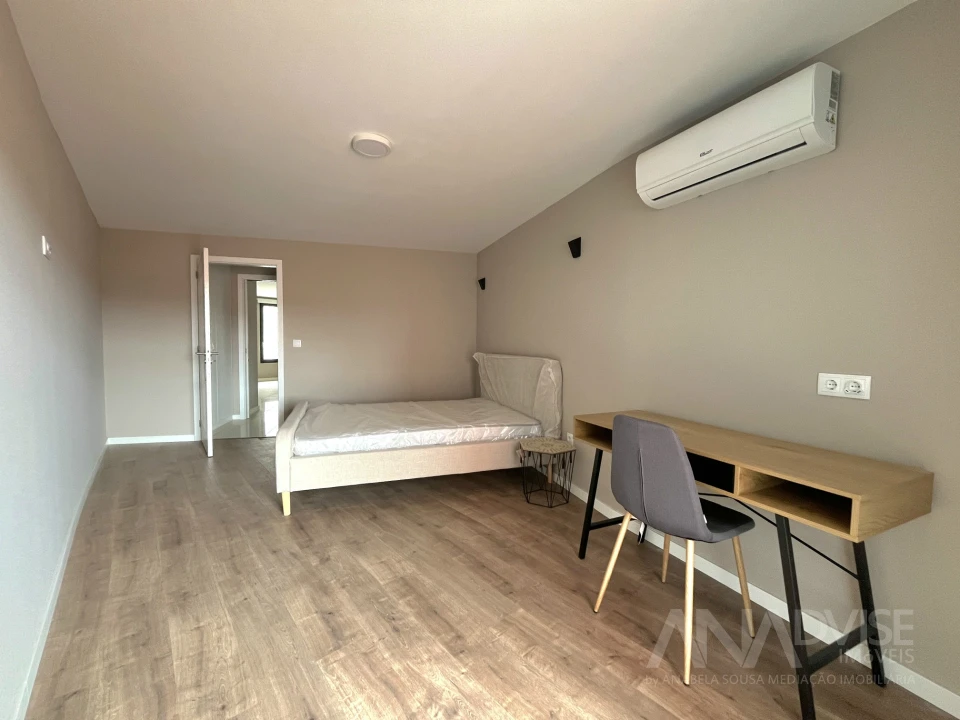 Apartamento T2 para Arrendamento em Viseu Foto 7