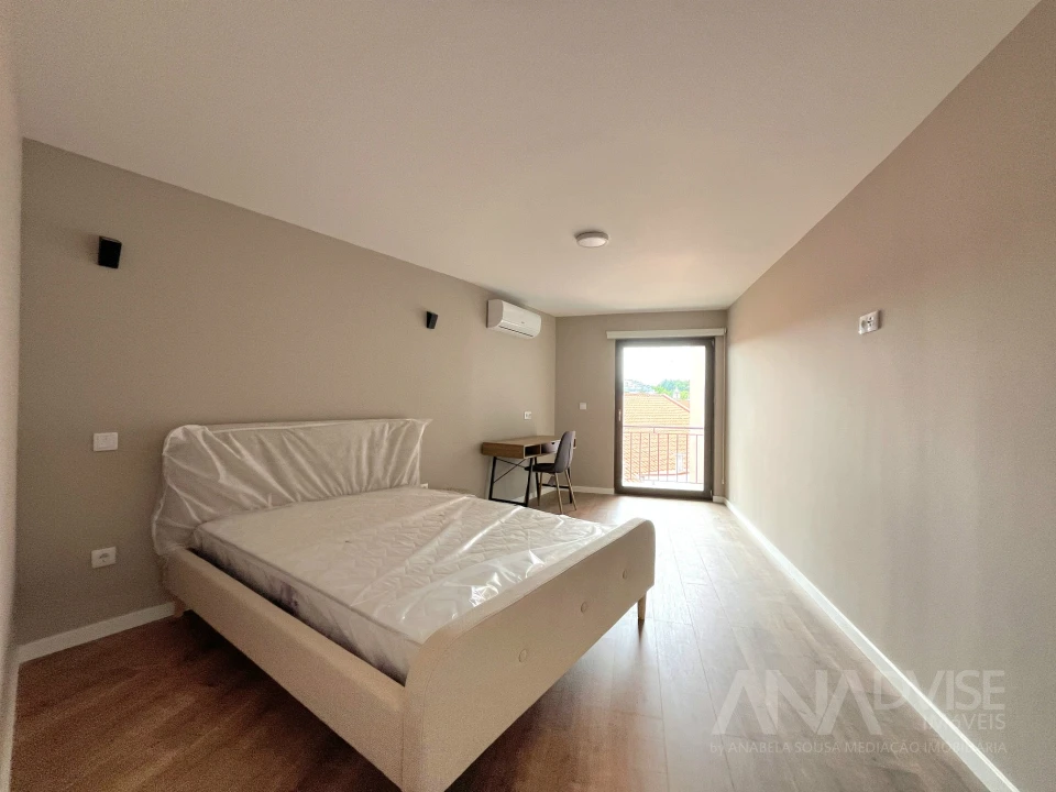 Apartamento T2 para Arrendamento em Viseu Foto 6