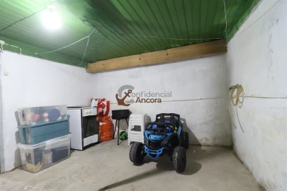 Moradia T2 para Venda em Melo e Nabais