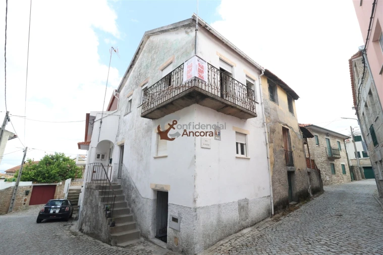 Moradia T2 para Venda em Melo e Nabais Foto 2