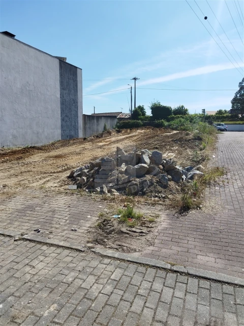 Terreno para Venda em Palmeira