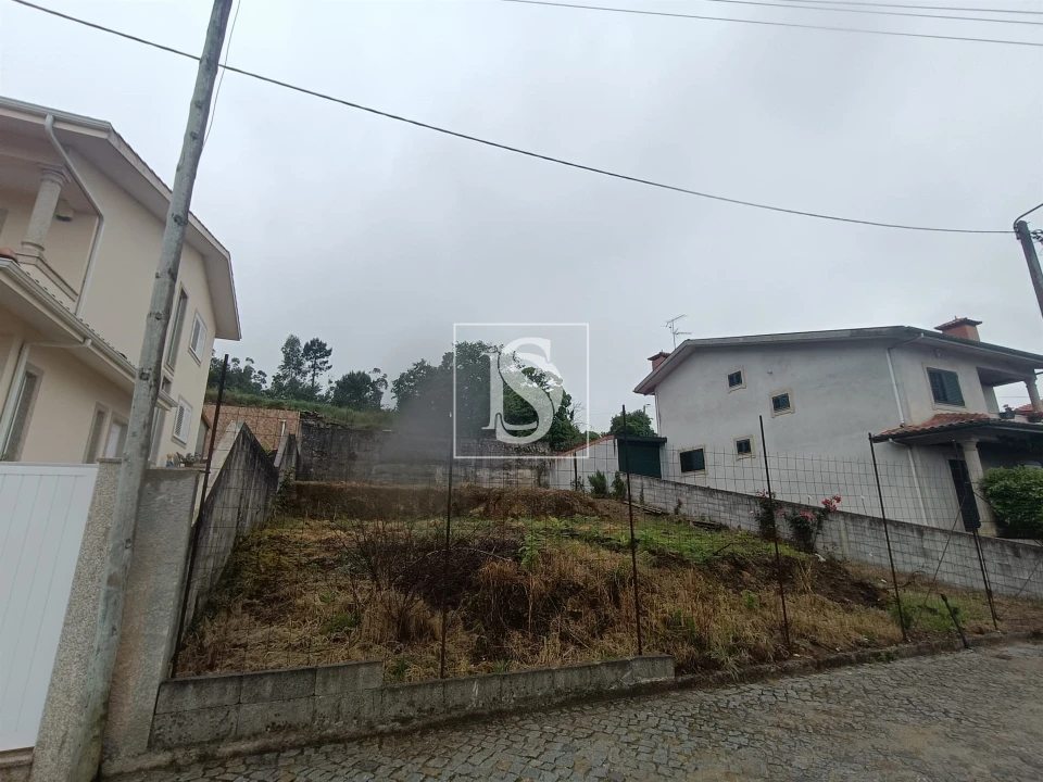 Terreno para Venda em Fornelo e Vairão Foto 7