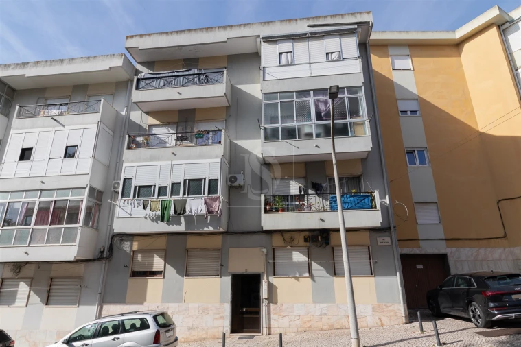 Apartamento T2 para Venda em Alto do Seixalinho, Santo André e Verderena Foto 2