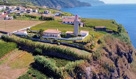 Terreno para Venda em Ponta Garça