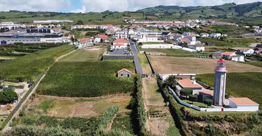 Terreno para Venda em Ponta Garça