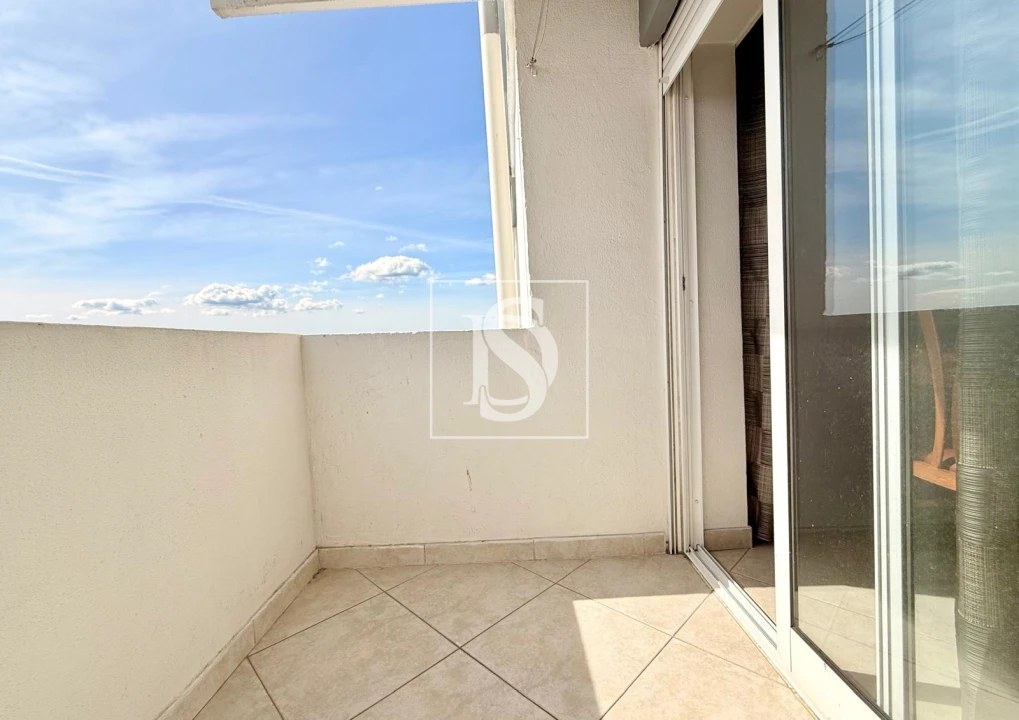 Apartamento T4 para Venda em Moita Foto 17