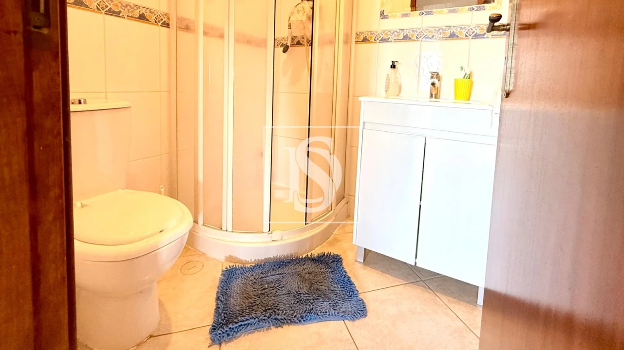 Apartamento T4 para Venda em Moita Foto 16