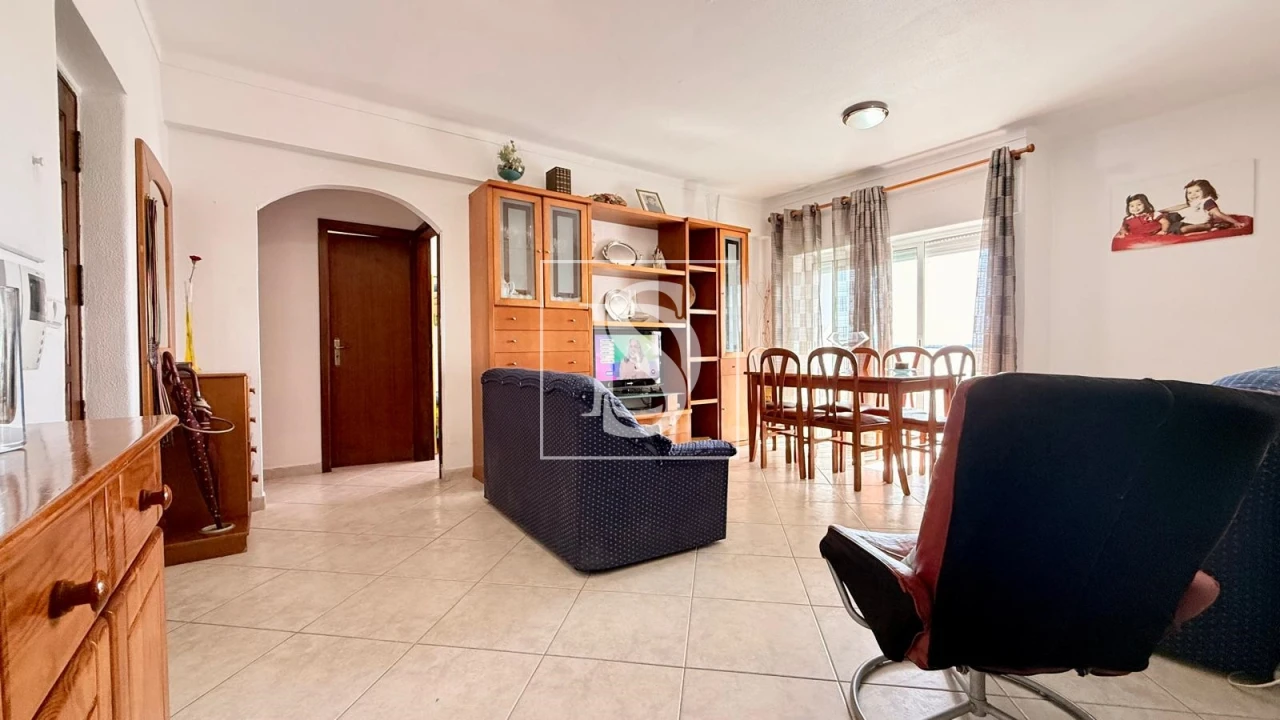 Apartamento T4 para Venda em Moita Foto 21