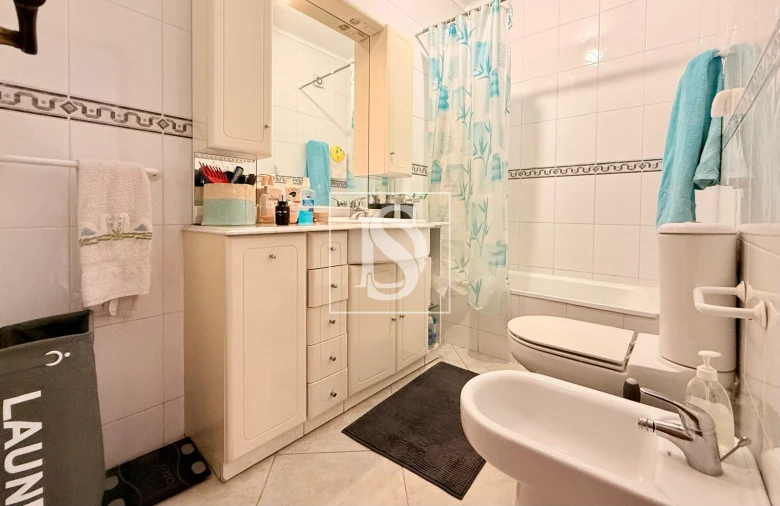 Apartamento T4 para Venda em Moita Foto 4