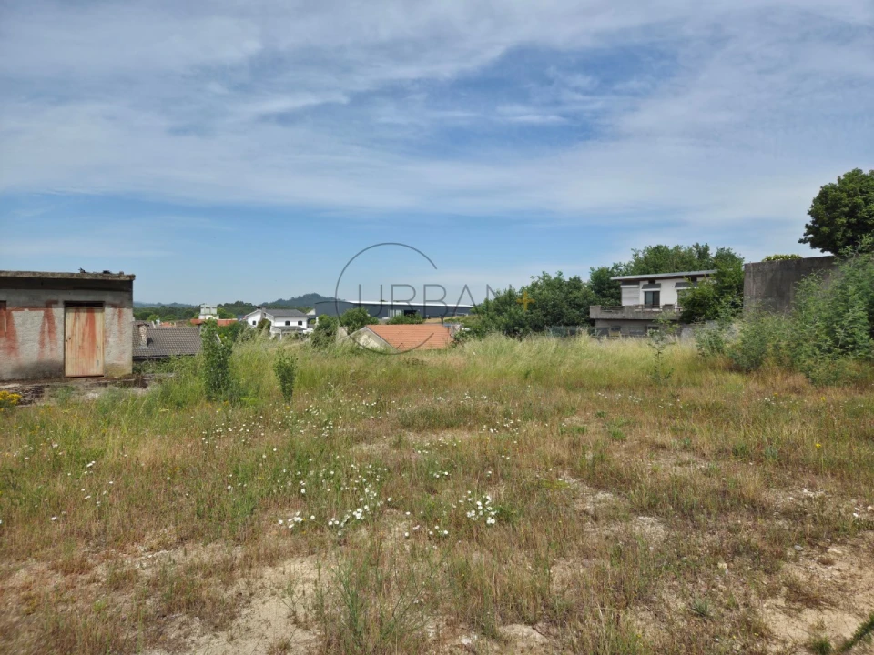 Terreno para Venda em Mundão Foto 1