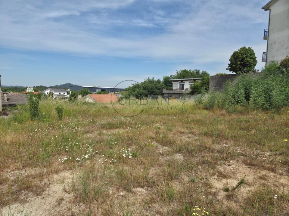 Terreno para Venda em Mundão Foto 3