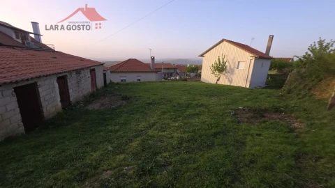 Moradia T3 para Venda em Bornes e Burga