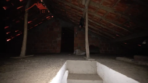 Moradia T3 para Venda em Bornes e Burga