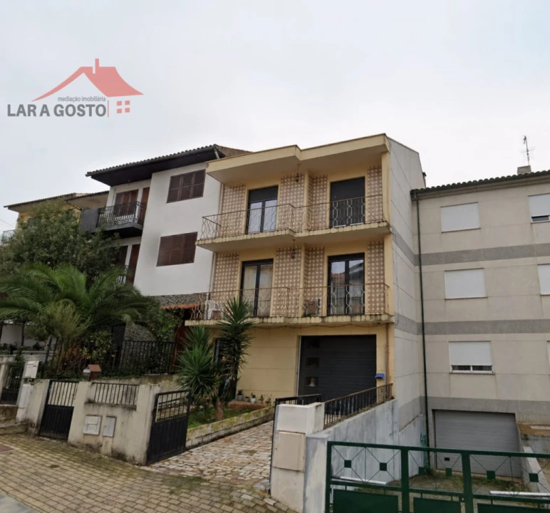 Moradia T4 para Venda em Macedo de Cavaleiros Foto 1