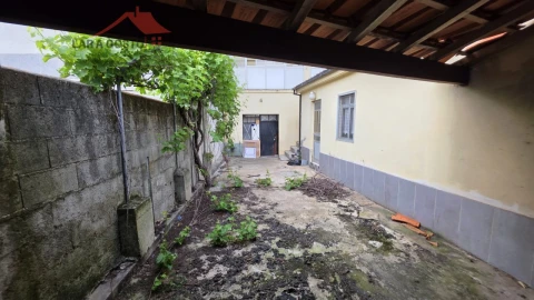 Moradia T4 para Venda em Macedo de Cavaleiros