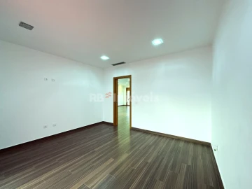 Moradia T4 para Venda em Nossa Sra de Fatima