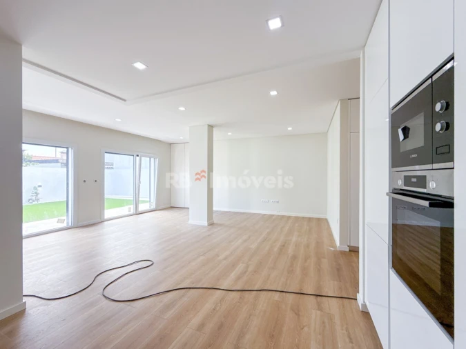 Moradia T3 para Venda em Nossa Sra de Fatima Foto 35