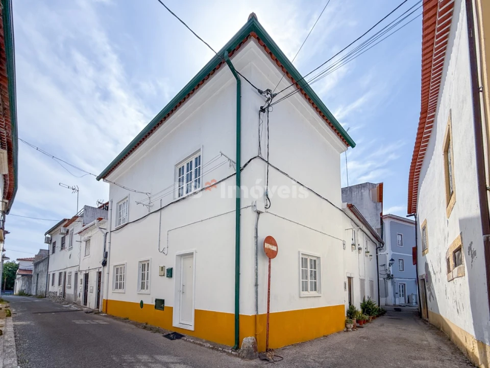 Moradia T4 para Venda em Torres Novas (São Pedro), Lapas e Ribeira Branca Foto 2