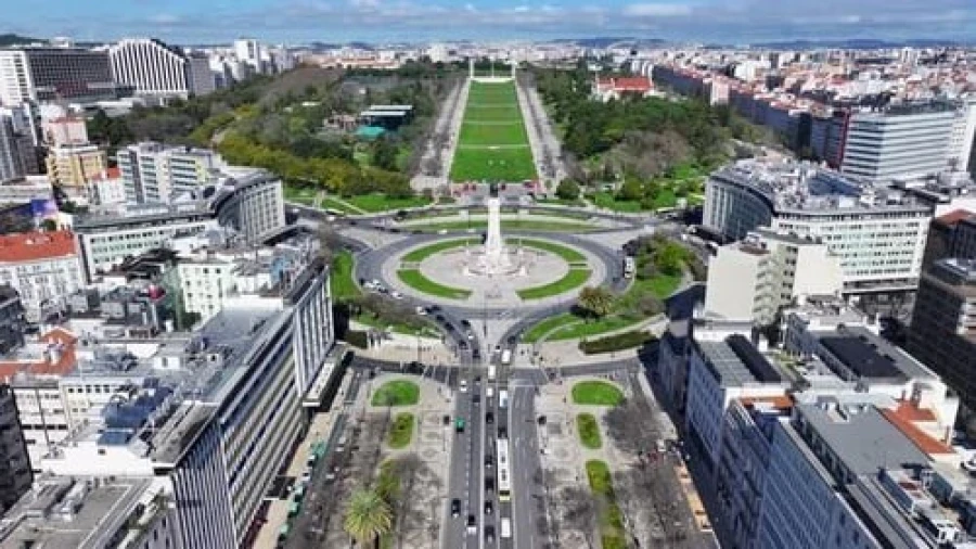 Apartamento T1 para Venda em Avenidas Novas Foto 8
