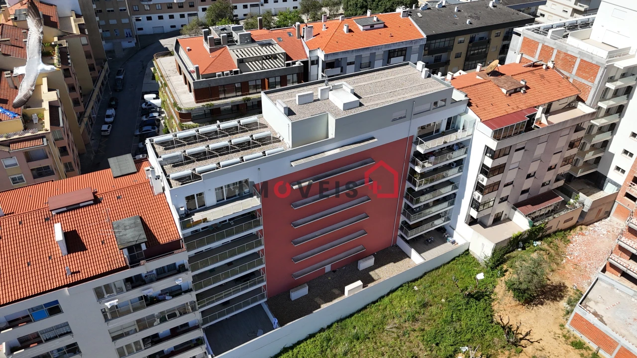 Apartamento T3 para Venda em Leiria, Pousos, Barreira e Cortes Foto 1