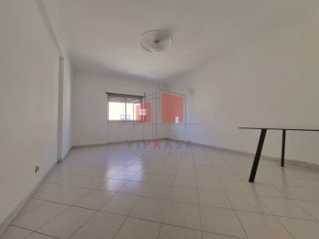 Apartamento T2 para Venda em Rio de Mouro