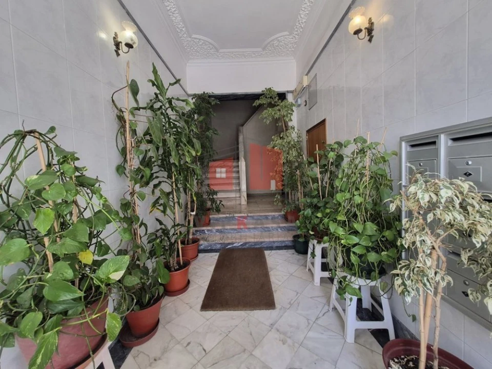 Apartamento T2 para Venda em Rio de Mouro Foto 3