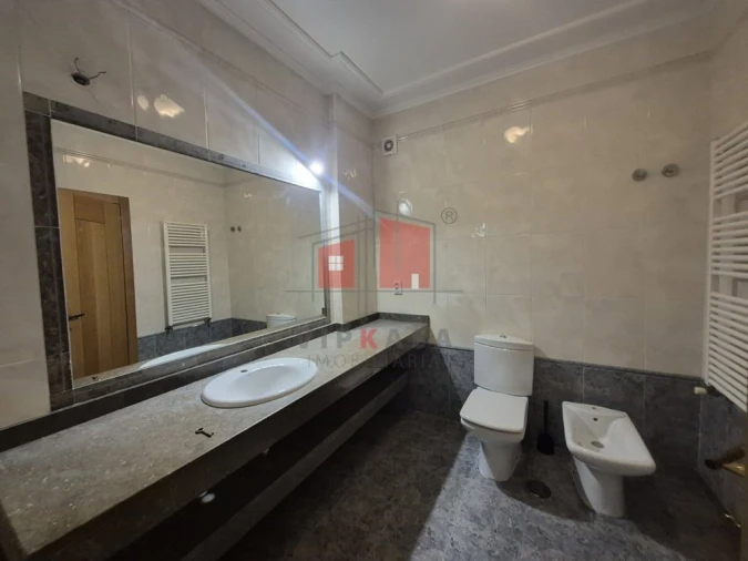 Apartamento T2 para Venda em Vila Franca de Xira Foto 18
